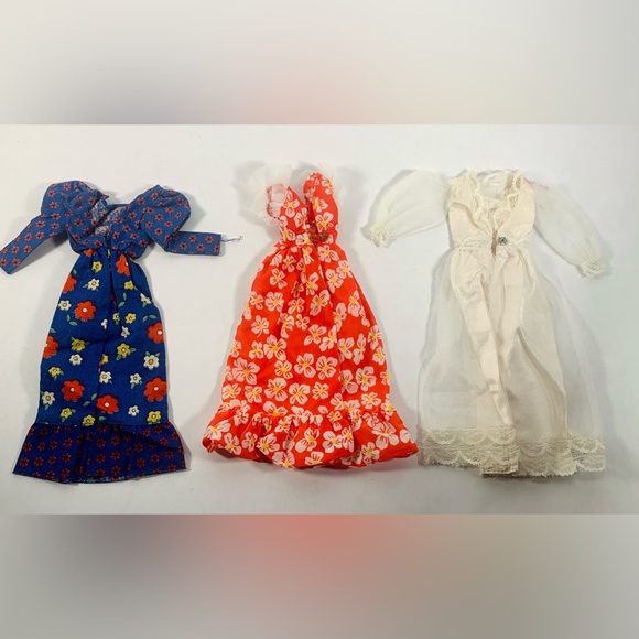 Vintage Barbie & Francie Dresses 60’s / 70’s see pics- some staining - Picture 6 of 7